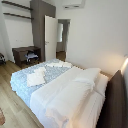La Meridiana Apartment *