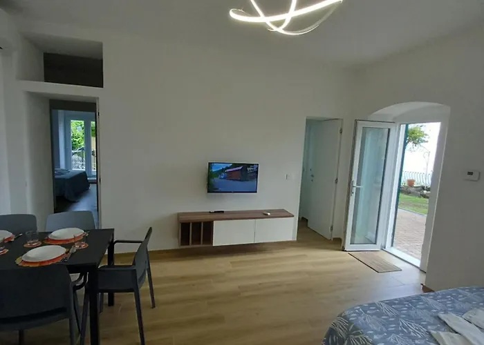 La Meridiana * كامولّي